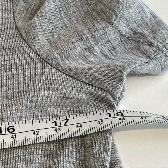 Jessica Simpson Women's Harlow Pocket Graphic Tee M NWT - Picture 16 of 17